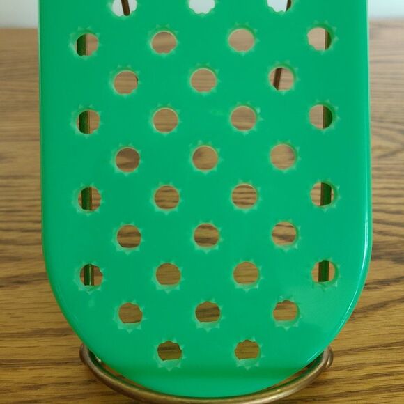 Tupperware #1374-11 Jadeite Cheese-Vegetable Grater Shredder Replacement Green - Picture 4 of 16